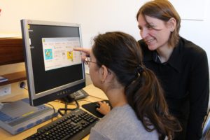 BSVT-Beraterin erklärt das Programm Zoomtext am PC