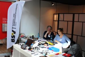 Vorstands Stv.in Sabine Karrer und die Leiterin der Beratungsstelle Carmen Natter waren beim BSVT Stand vor Ort