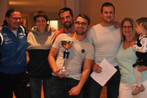 von links: Fischnaller Markus, Sara Traugott, Bergmann Andreas, Karrer Patrick, Prettner Christoph, Karrer Sabine mit Tochter Anna-Lena