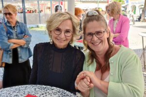 Bürgermeisterin Elisabeth Blanik und geschäftsführende Obfrau des BSVT Sabine Karrer